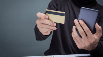 المدفوعات غير النقدية في مصر: ما مدى أمان المعاملات الرقمية؟